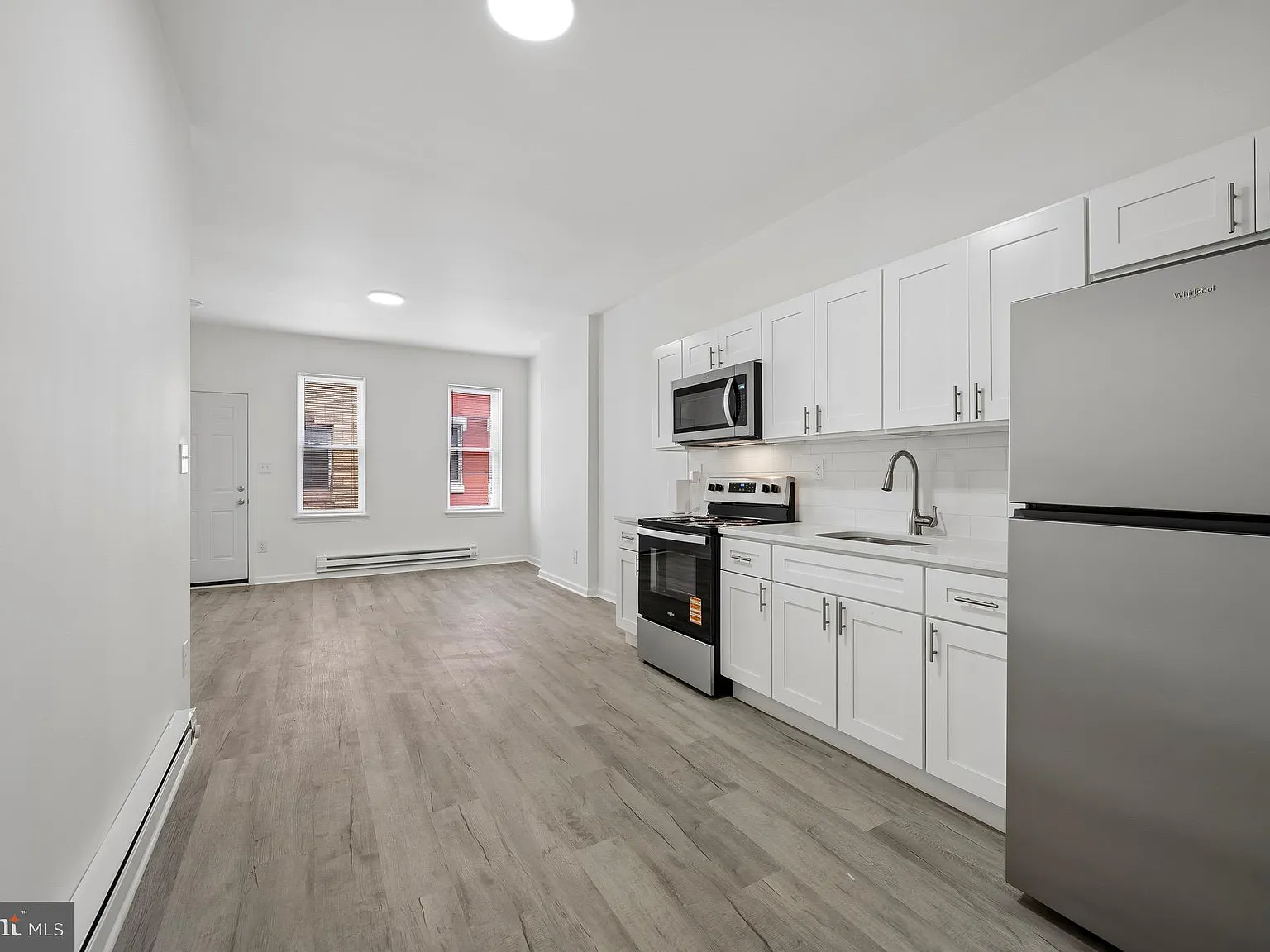 4 bed, 1.0 bath, 1024 sqft, $1,375 — Photo 4