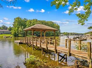 6644 Goose Point Dr, Denver, NC 28037