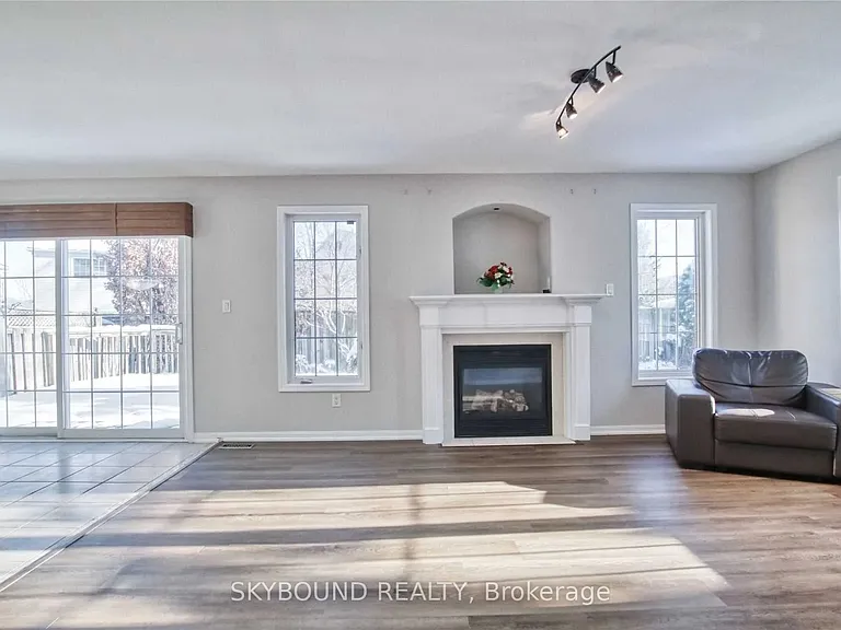 1 Springhurst Ave — Photo 10