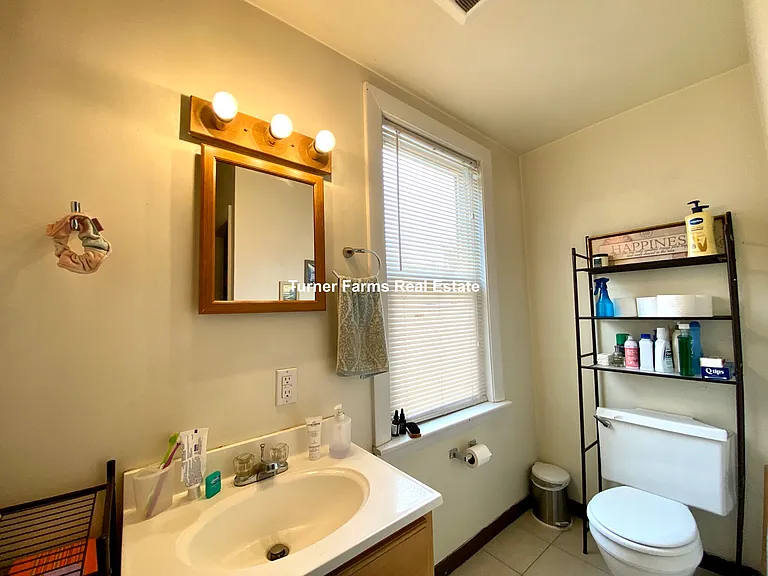 55 Cedar St #4 — Photo 29