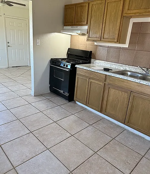 11620 N 17th Dr #4 — Photo 5