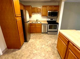 310 Brook Village Rd APT 40, Nashua, NH 03062