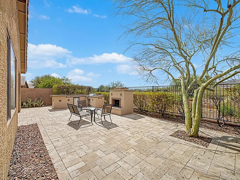 1676 W Morse Dr — Photo 34