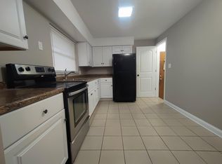 1608 Radio Rd, Dayton, OH 45403