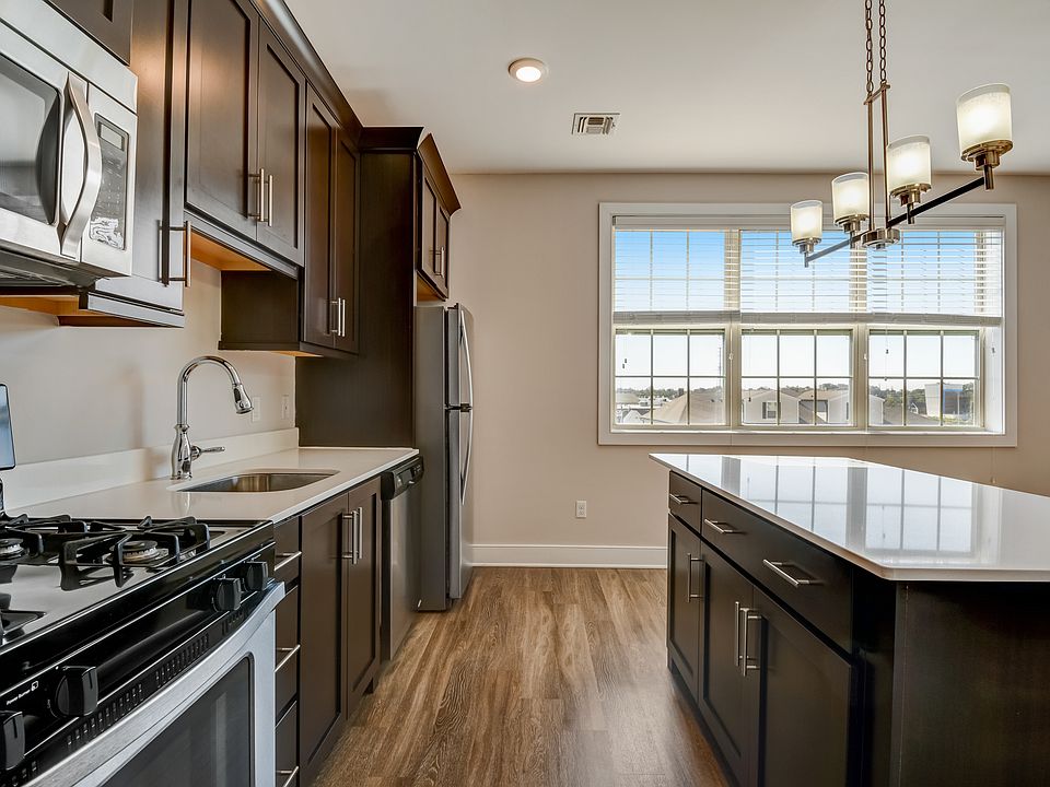 1st image of 145 Monmouth St Unit 305