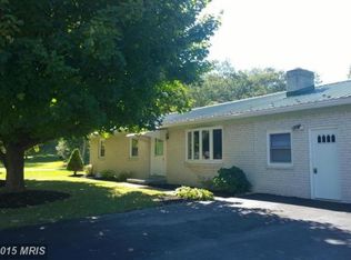 137 Tanglewood Ln, Chambersburg, PA 17202