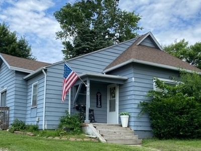 220 N 1st St, Carlisle, IA, 50047