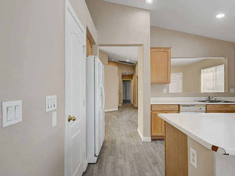 527 Braided River Ave — Photo 20