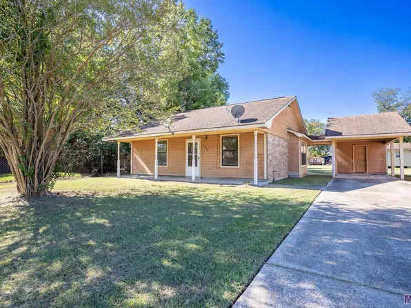 907 Johnson St, Port Allen, LA 70767