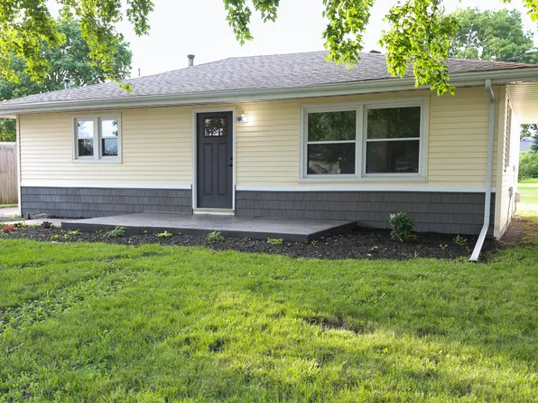 510 W Austin St, Tolono, IL 61880
