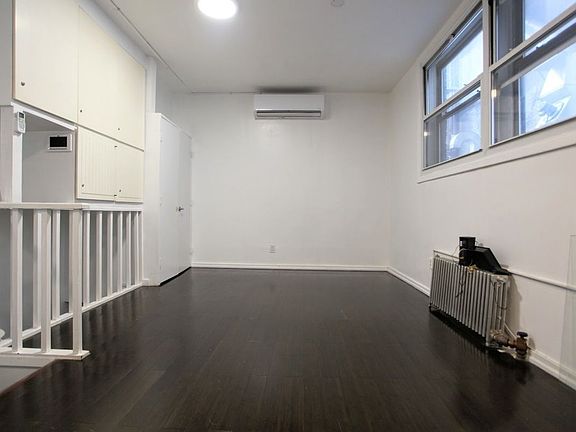4th image of 59 5th Ave Front 1