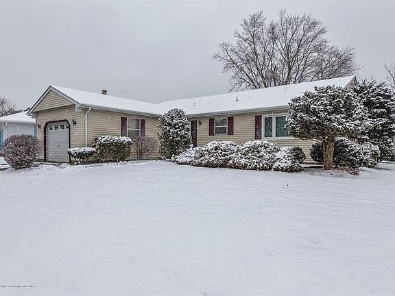 2nd image of 11 Ashcroft Ln