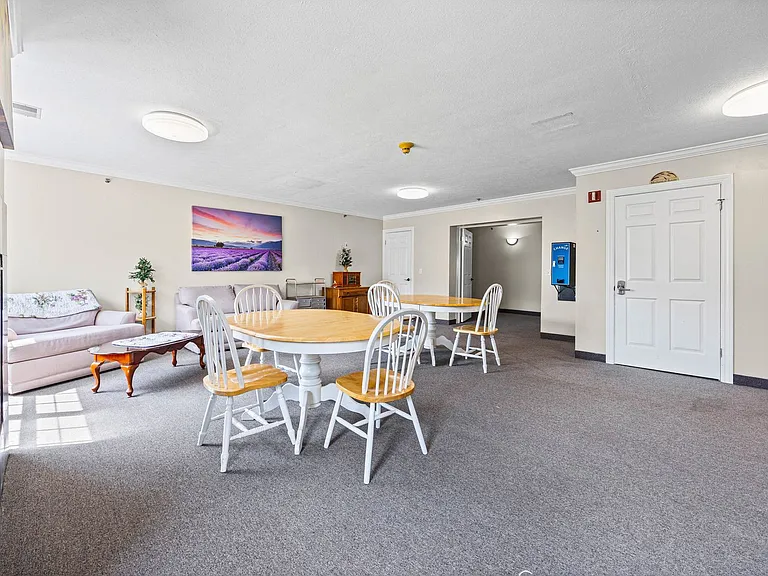 Gateway Apartments — Photo 30