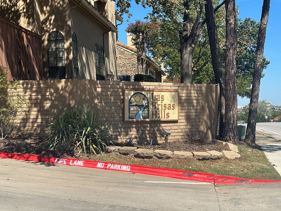 Las Brisas Hills Community