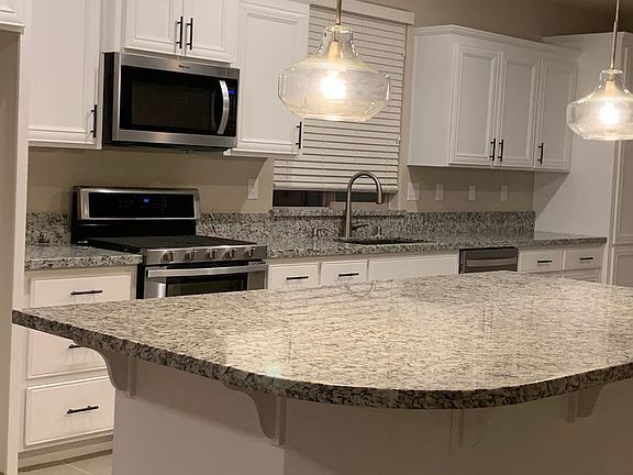 5th image of 4426 Bonneville Cir