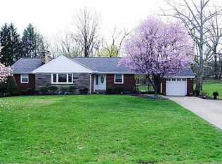 302 Camp Meeting Rd, Sewickley, PA 15143