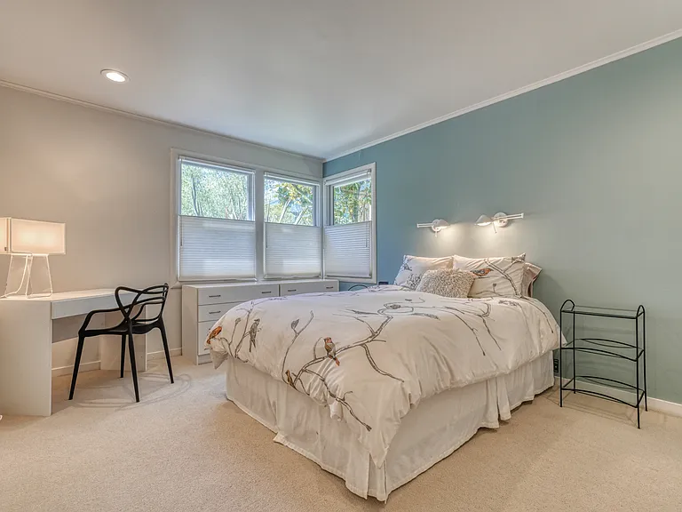 1704 San Anselmo Ave — Photo 13