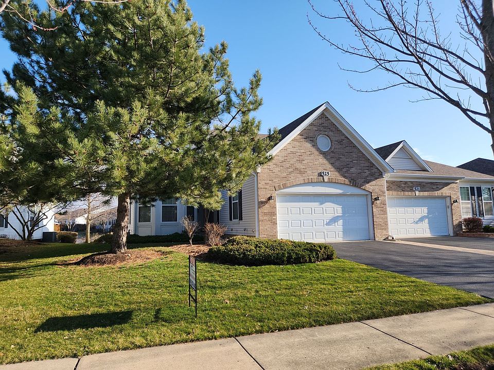 1st image of 525 Woodhill Dr