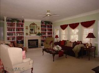 532 Ray West Dr, Kernersville, NC 27284