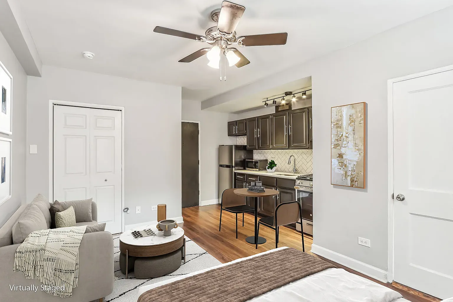 Studio, 1.0 bath, 293 sqft, $1,596 — Photo 3