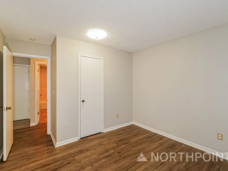 601 SE Richardson Pl — Photo 13
