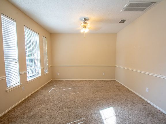 2nd image of 1309 Rosebrook Dr