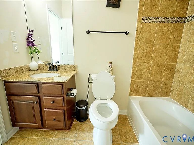 11513 Hainesland Dr — Photo 40