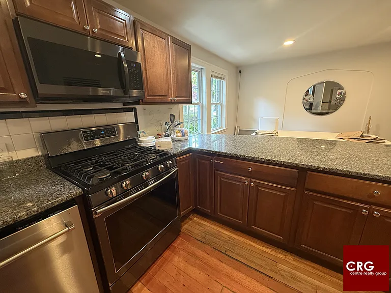 282 Foster St #3A — Photo 9