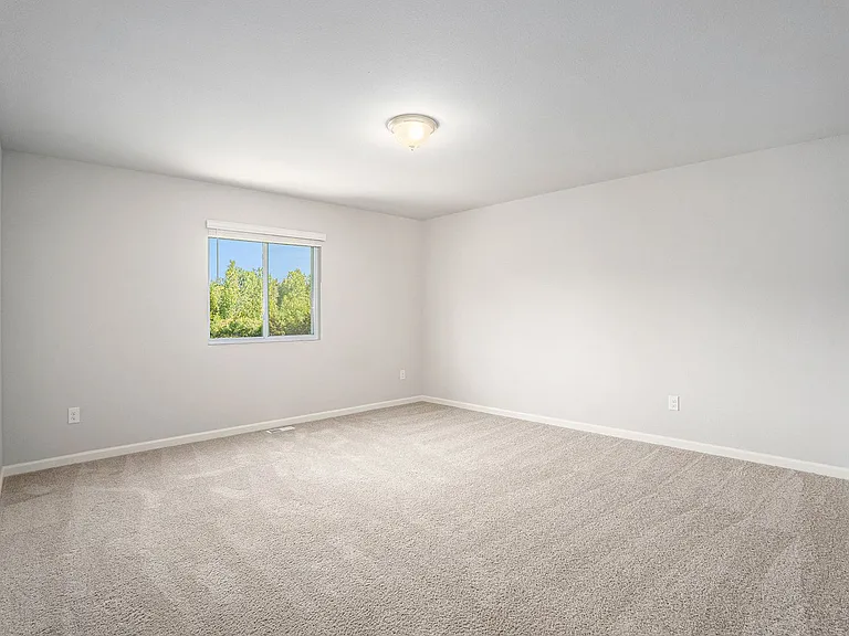16507 Bedington Dr — Photo 14