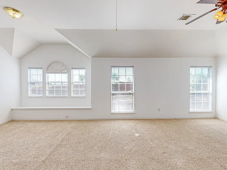 8609A Rugby Dr — Photo 19