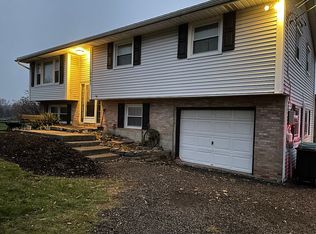 10665 Maple Ridge Rd, Medina, NY 14103