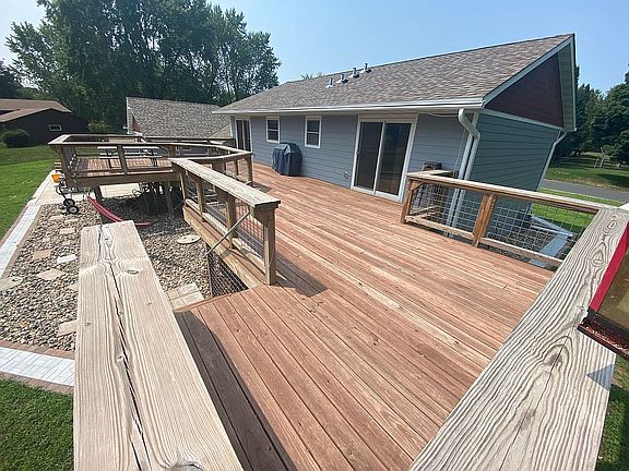 3rd image of 7748 Carole Dr