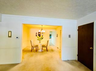 75 Mayflower Dr APT 1, Youngstown, OH