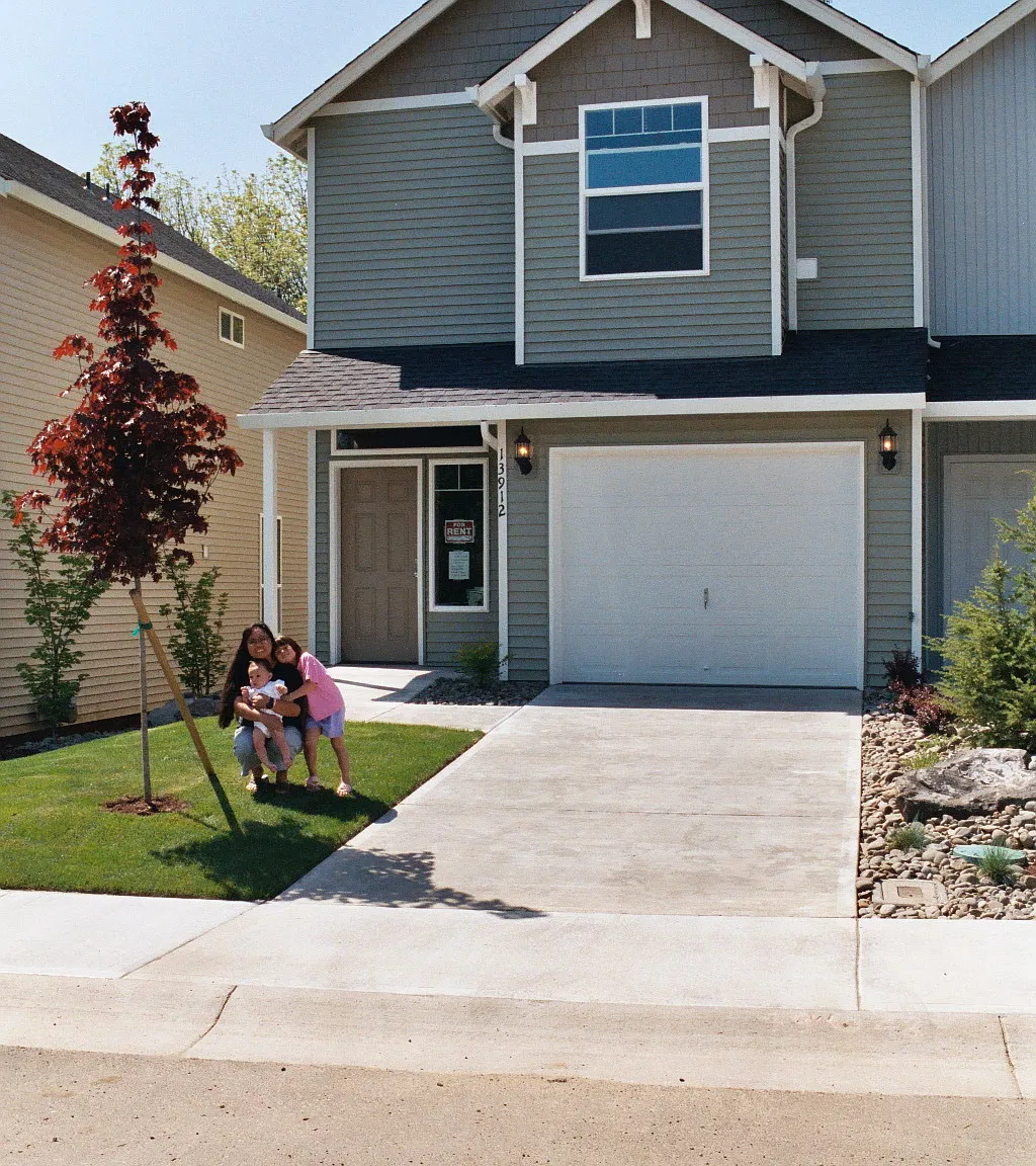 2 bed, 2.5 bath, 1476 sqft, $2,100 — Photo 1