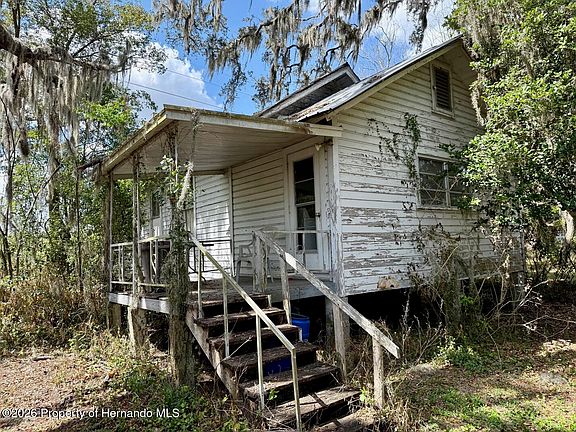 3rd image of 10010 Fort King Rd