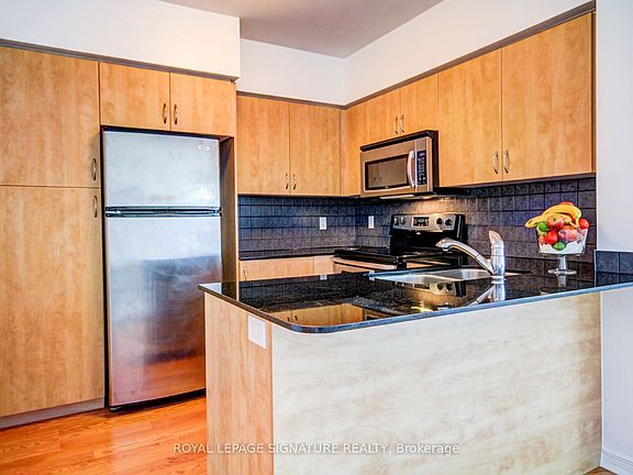 3rd image of 15 Legion Rd S #2207