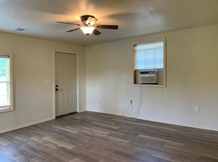 251 Perry Ln APT A, Elkins, AR 72727