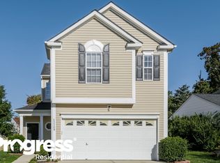 13108 Planters Row Dr, Charlotte, NC 28278