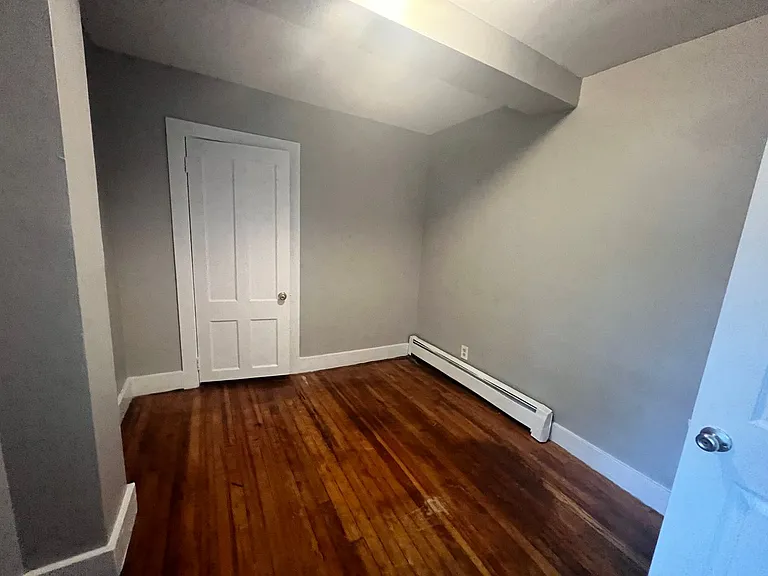 204-206 Main St. - Red Pod — Photo 6