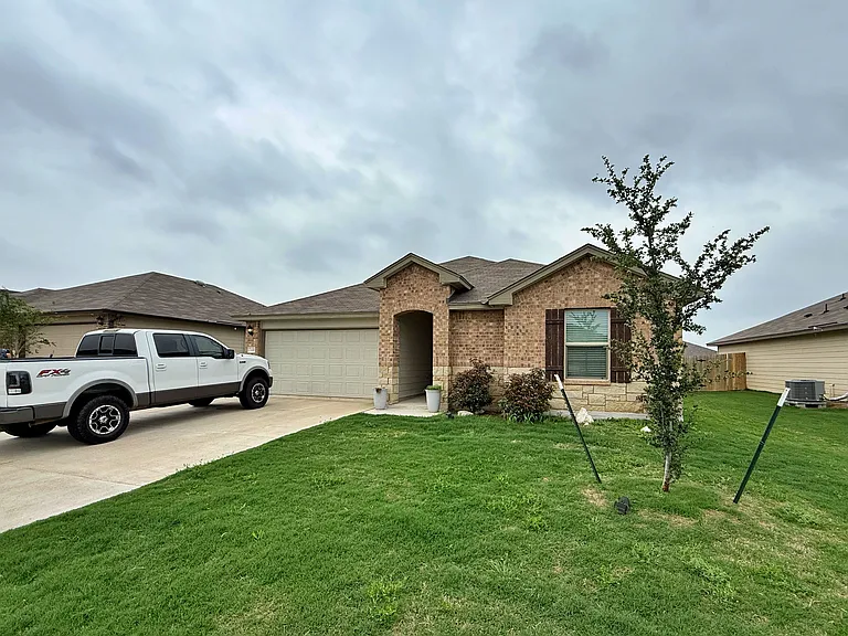 7100 Guadalupe Rd — Photo 9