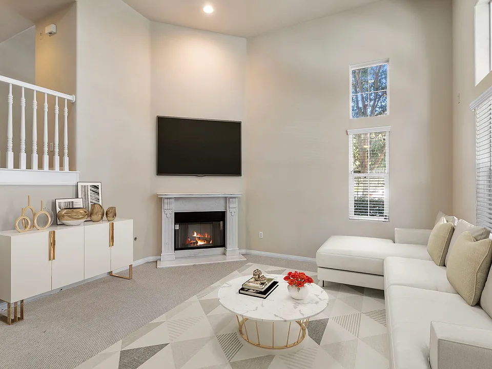 Staged main 1st floor living area - no furniture included