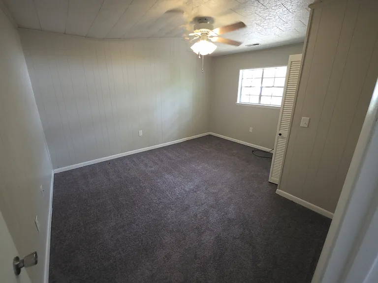 2102 Railroad St #A — Photo 5
