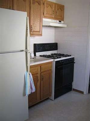 3rd image of 29758 Arnell Ct