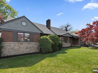 111 Grove St, Lodi, NJ 07644