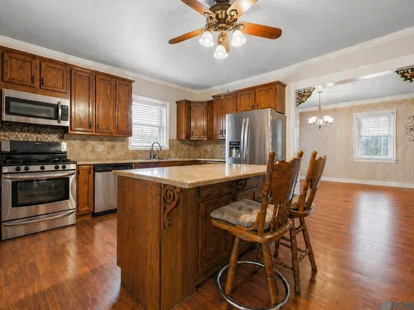 1602 Valverda Rd, Maringouin, LA 70757