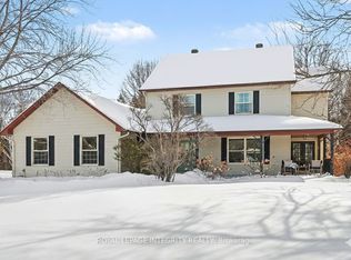 1231 Clothier Ct, Ottawa, ON K4M 1C8