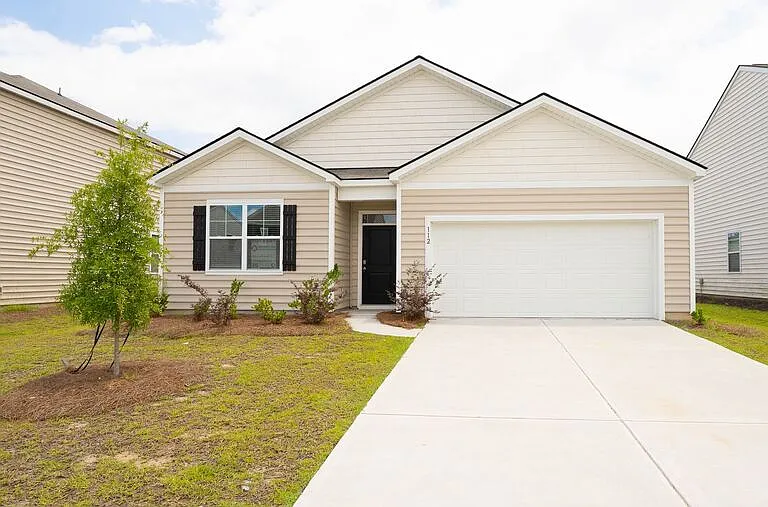112 Windrush Pnes — Photo 2