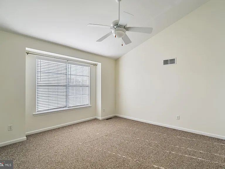 311 Paradee Dr — Photo 16