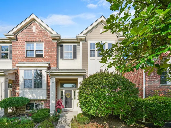 0N058 Woodland Ct, Winfield, IL 60190