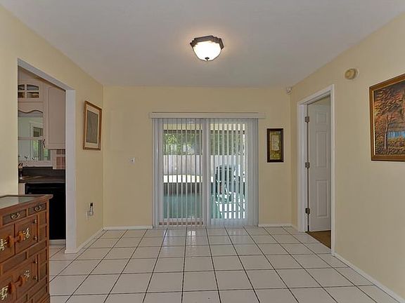 5th image of 4929 Headland Hills Ave